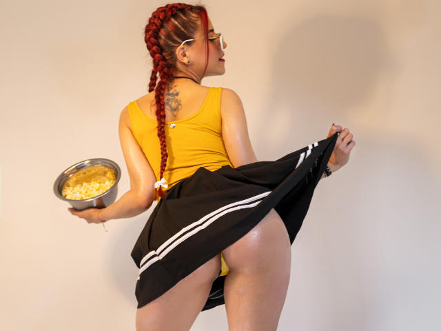 AlissaBrown - Live porno og sexkamera - 13690876