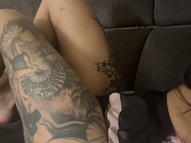AndraD - Live Sex Cam - 21124390