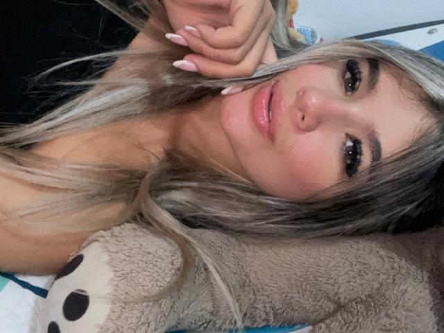 SashaPolet - Live porn &amp; sex cam - 22613485