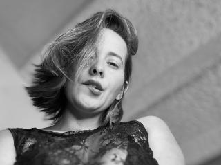 SaritaVelez - Live sex cam - 24317873