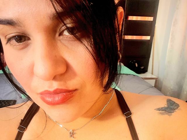 VivianaThomson - Live sex cam - 25143925