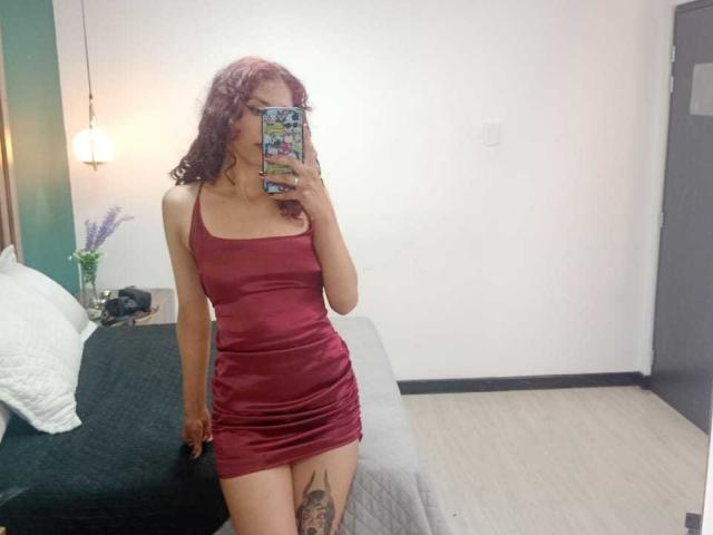 AteneaGrey - Live sex cam - 25878293