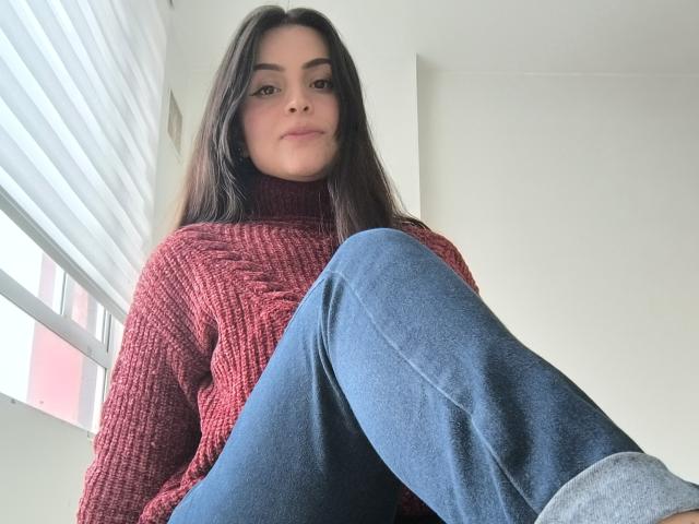 SaraWestt - Live sex cam - 26040481