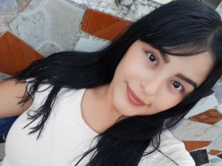 TalianaSquirt - Live sex cam - 26424873