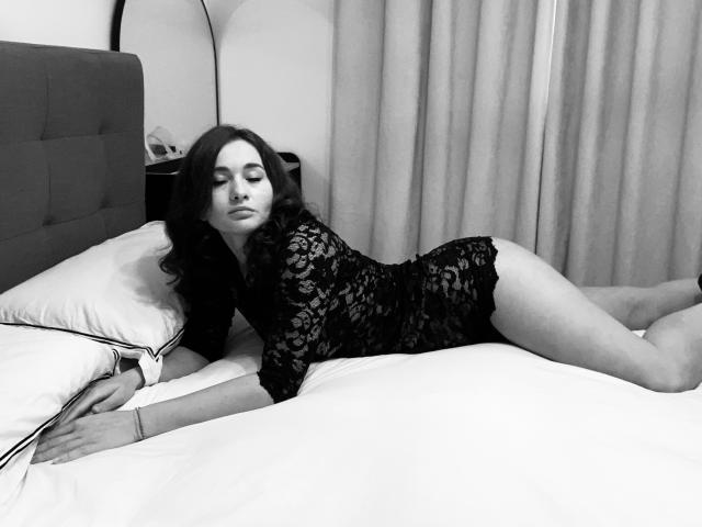 Dionisia - Live porn &amp; sex cam - 30403472