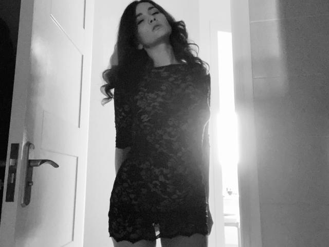 Dionisia - Live porn &amp; sex cam - 30403490