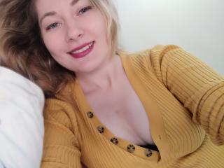 BlondeLacy - Live porn & sex cam - 6542397