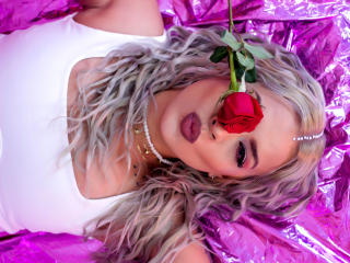 Foto van het sexy profiel van model ChantalSex69, voor een zeer geile live webcam show!