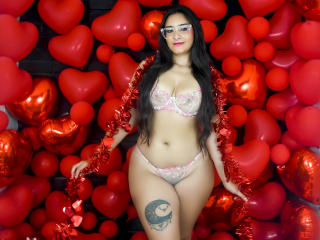 Foto de perfil sexy de la modelo IsisOsmanX, ¡disfruta de un show webcam muy caliente!