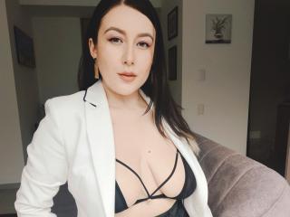 Foto de perfil sexy de la modelo MabyRose, ¡disfruta de un show webcam muy caliente!