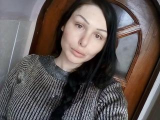 Foto de perfil sexy de la modelo ValeryaInteresting, ¡disfruta de un show webcam muy caliente!