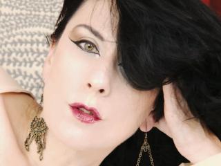 Sexy Profilfoto des Models Nalini, für eine sehr heiße Liveshow per Webcam!
