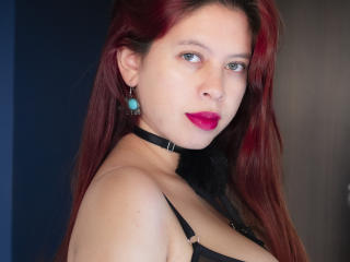 Picture of the sexy profile of AmyMay, for a very hot webcam live show !